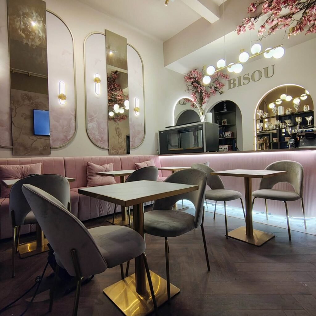 mobilier-modern-cafenea-si-patiserie